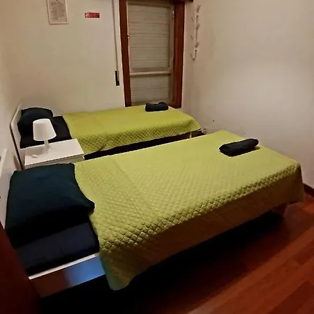 Homestay Theorynomad Rooms Al Lisboa *